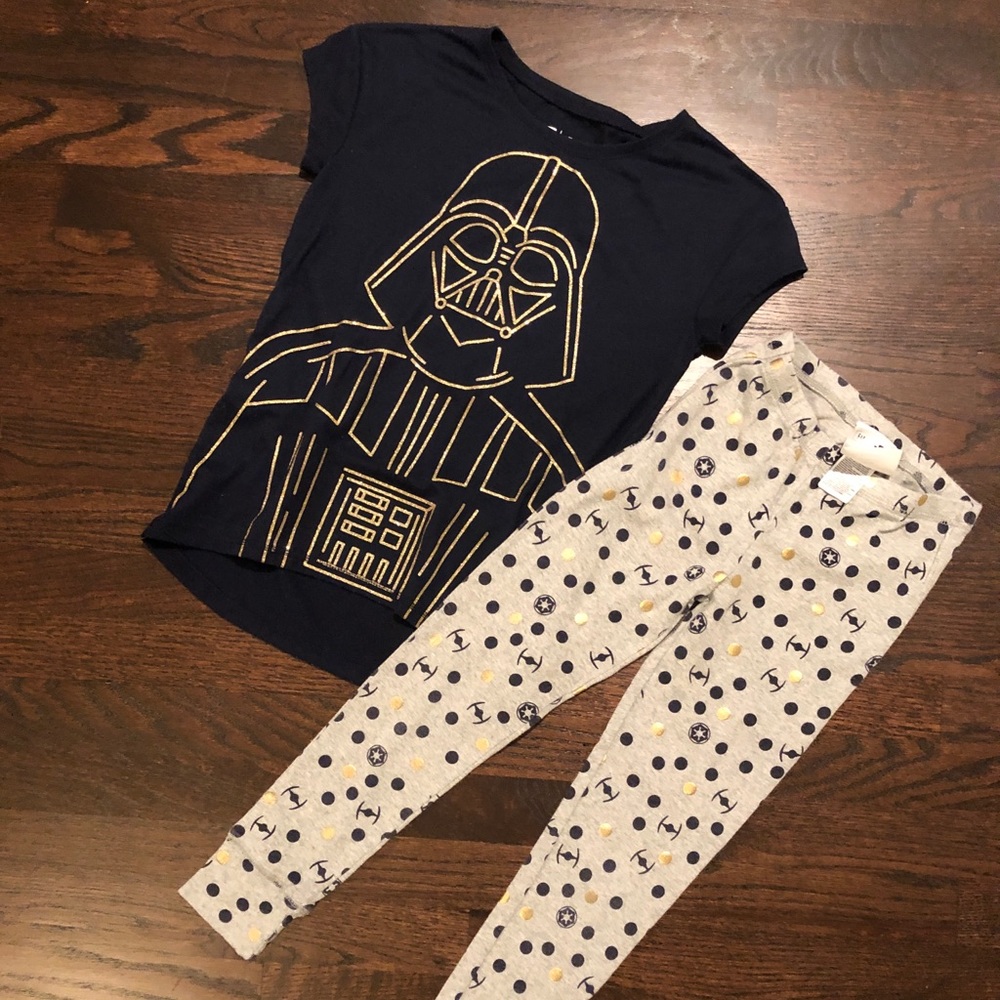 Star Wars sleep set from Gap. Size 8. Girls